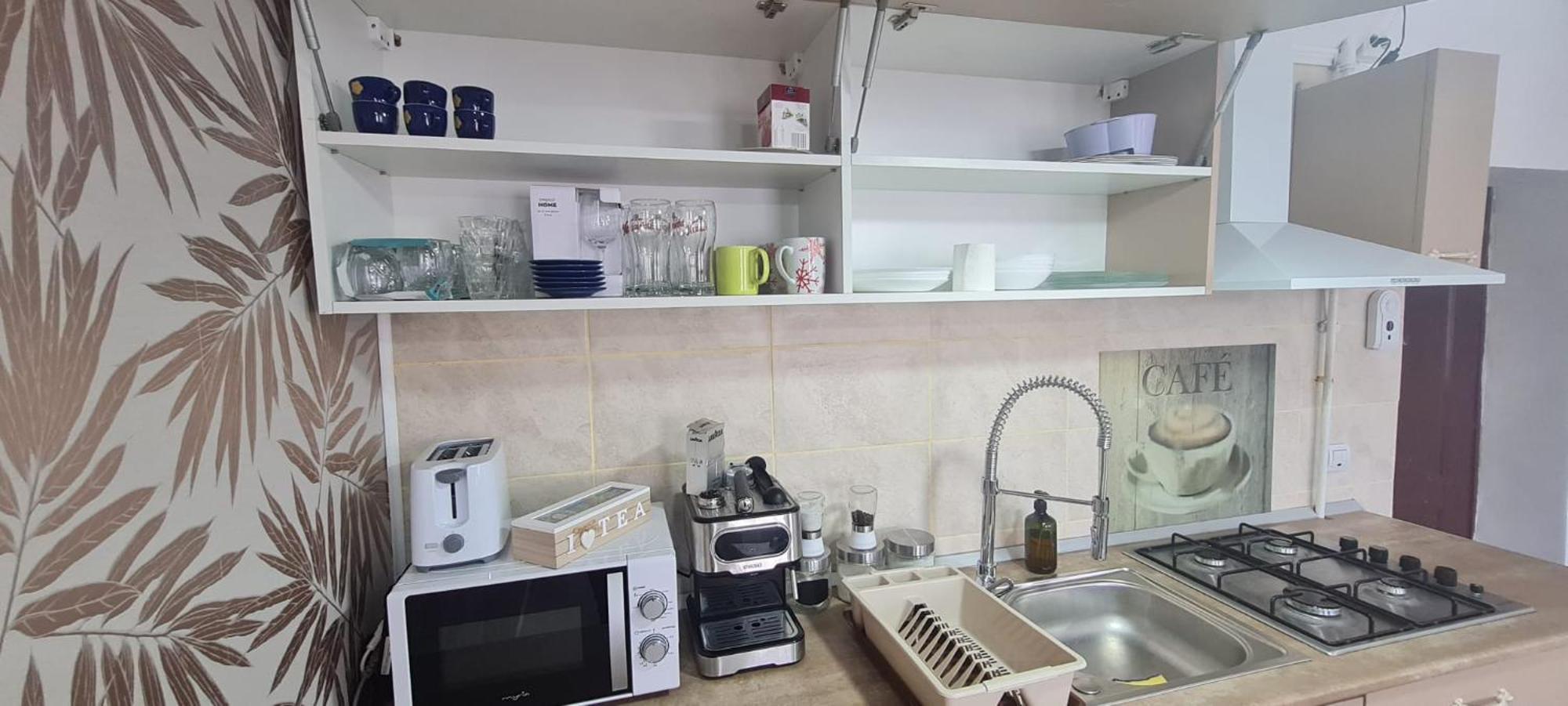 Cosy 2 Bedroom Apartment In New Town 브라쇼브 외부 사진